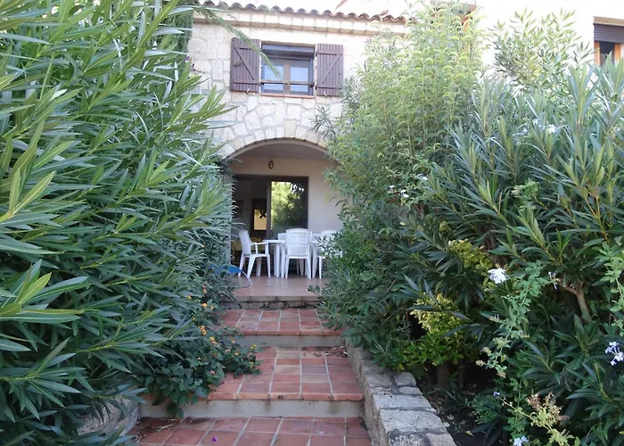 Holiday home Les Voutes *